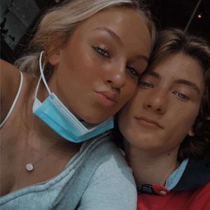 Meet your Posher, Emilie